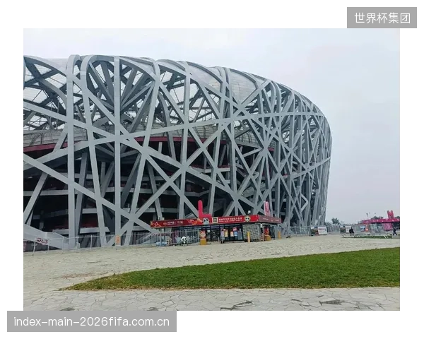 国家体育场“鸟巢”通过升级BACnet协议，实现了消防排烟与楼宇自控的无缝联动，为大型赛事提供了安全保障